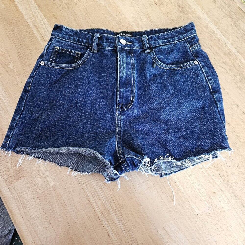 SALE PrettyLittleThing PLT Jean Shorts Cut-offs Frayed Hem -sz UK12 EU40 (US 8)